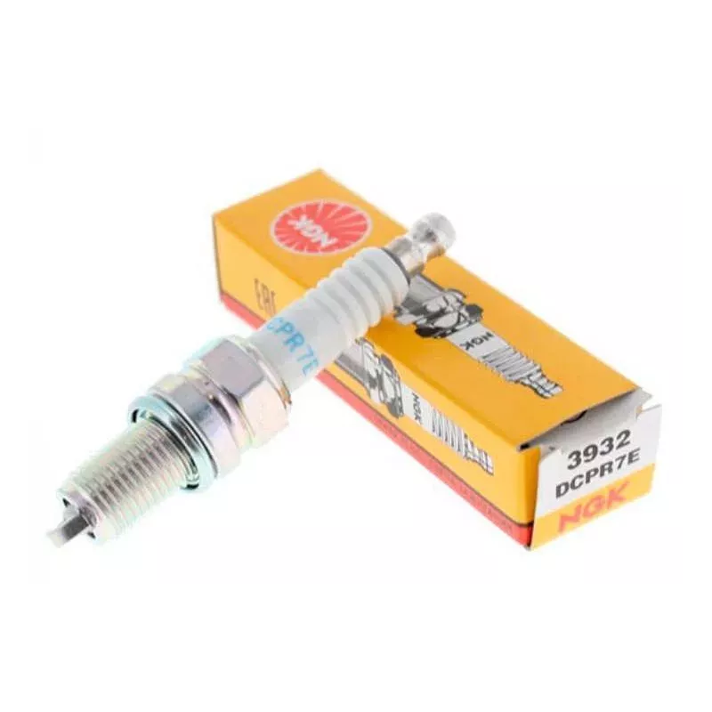 BOUGIE NGK DCPR7E